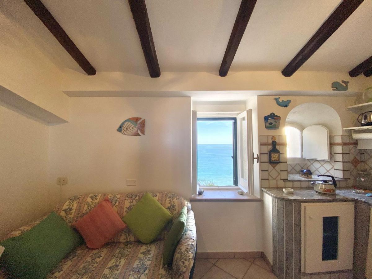 Holidaycasa Gio - In Centro Vista Mare Sperlonga Exterior foto